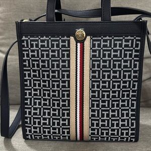 ‼️SOLD‼️NWT TOMMY HILFIGER TWO WAY